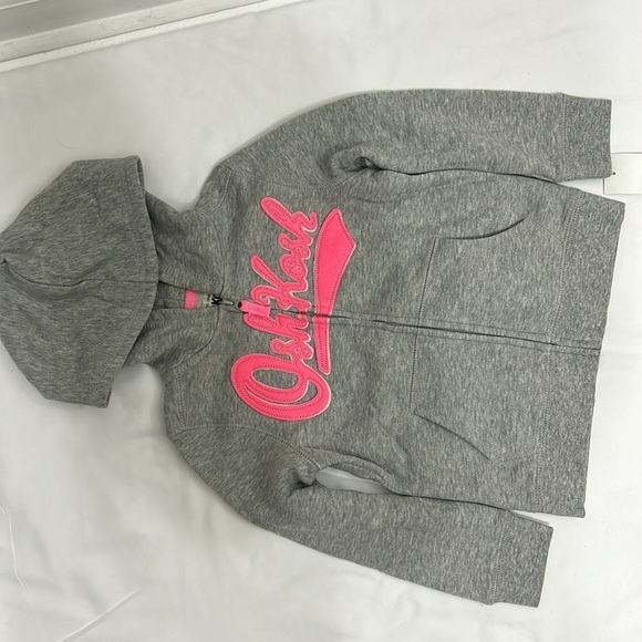 Oshkosh heritage hoodie with zip-front closure, pop neck tape, and kanga pockets - Picture 8 of 9